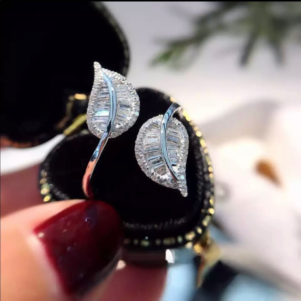 Double leaf ring - Picture 2 of 3